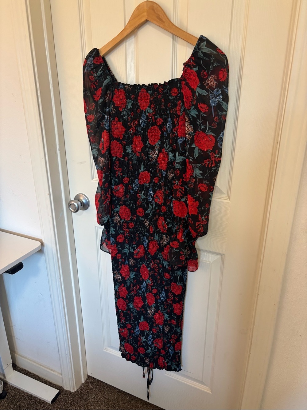 JAUS Black Red Floral Smocked Midi Dress Puff Sleeve Bodycon cocktail semi forma - Picture 7 of 10